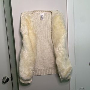 Sweater vest
